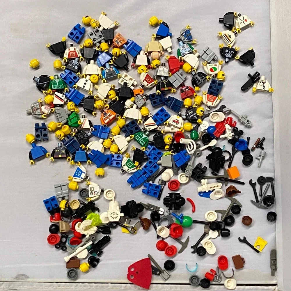 City LEGO Minifigure Pieces Various Accessories Vintage Town Airport Police